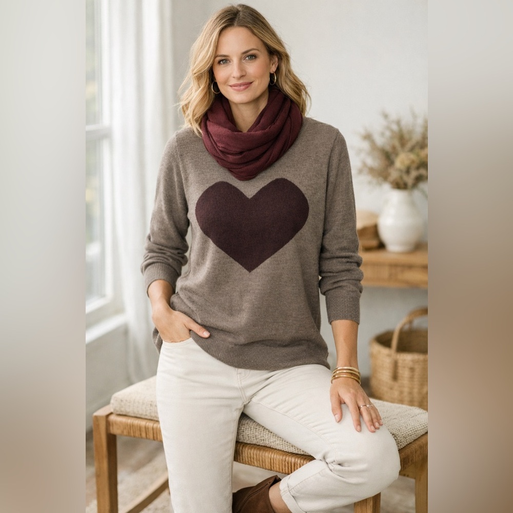 Garnet Hill 100% Wool Brown Heart Crewneck Pullover Sweater Sz M Relaxed Fit